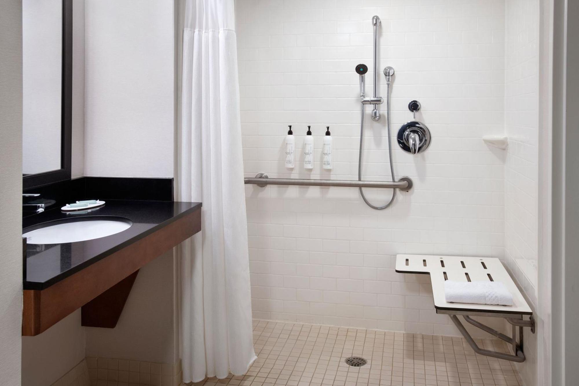 Fairfield By Marriott Inn & Suites Wallingford New Haven Екстер'єр фото