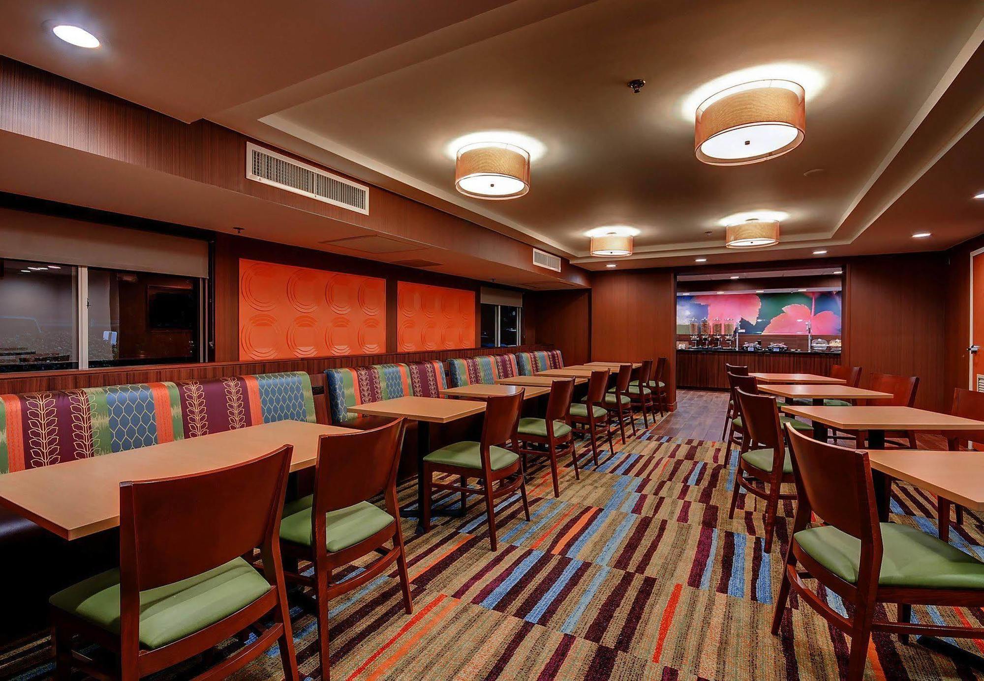 Fairfield By Marriott Inn & Suites Wallingford New Haven Екстер'єр фото