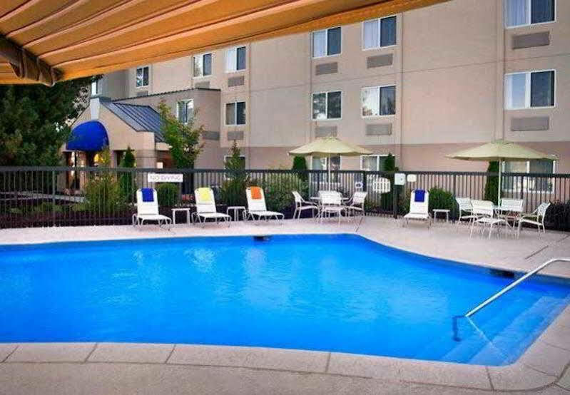 Fairfield By Marriott Inn & Suites Wallingford New Haven Екстер'єр фото